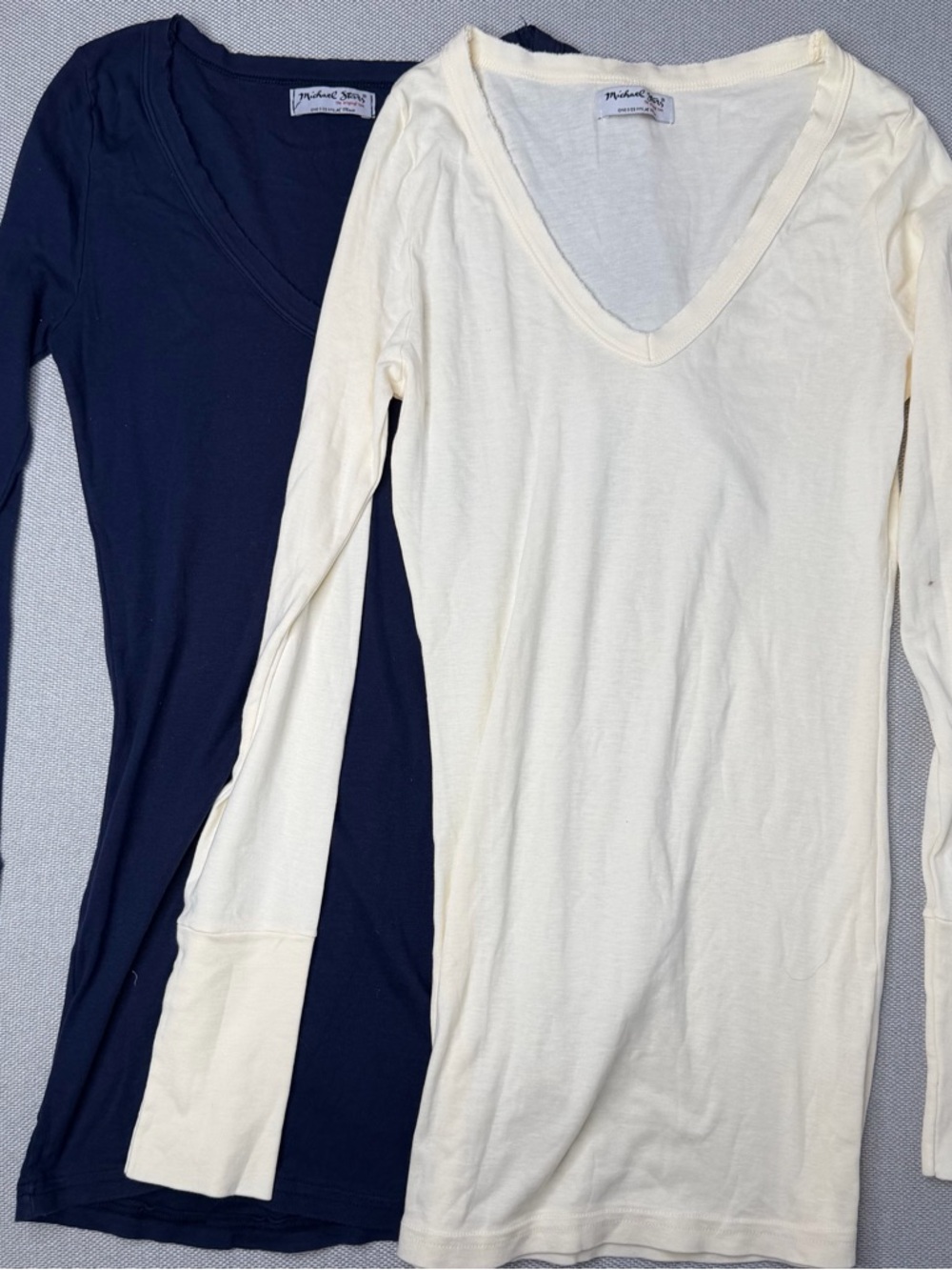 Michael Stars V-Neck Long Sleeve Top‎ Bundle Navy & Cream 8731 Supima Cotton OS